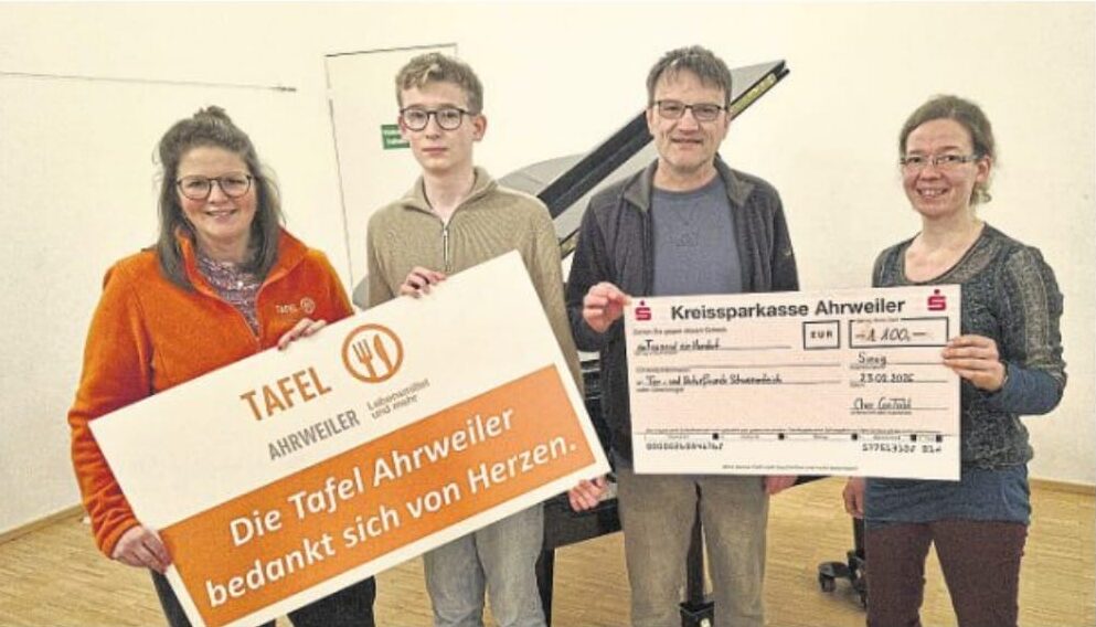 Du betrachtest gerade Chor conTakt spendet Konzerterlöse an Tafel und Schwanenteich